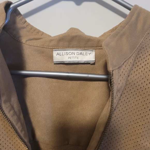 Allison Daley Petite Tan Faux Suede Zip Jacket Perforated Lightweight - Picture 5 of 10